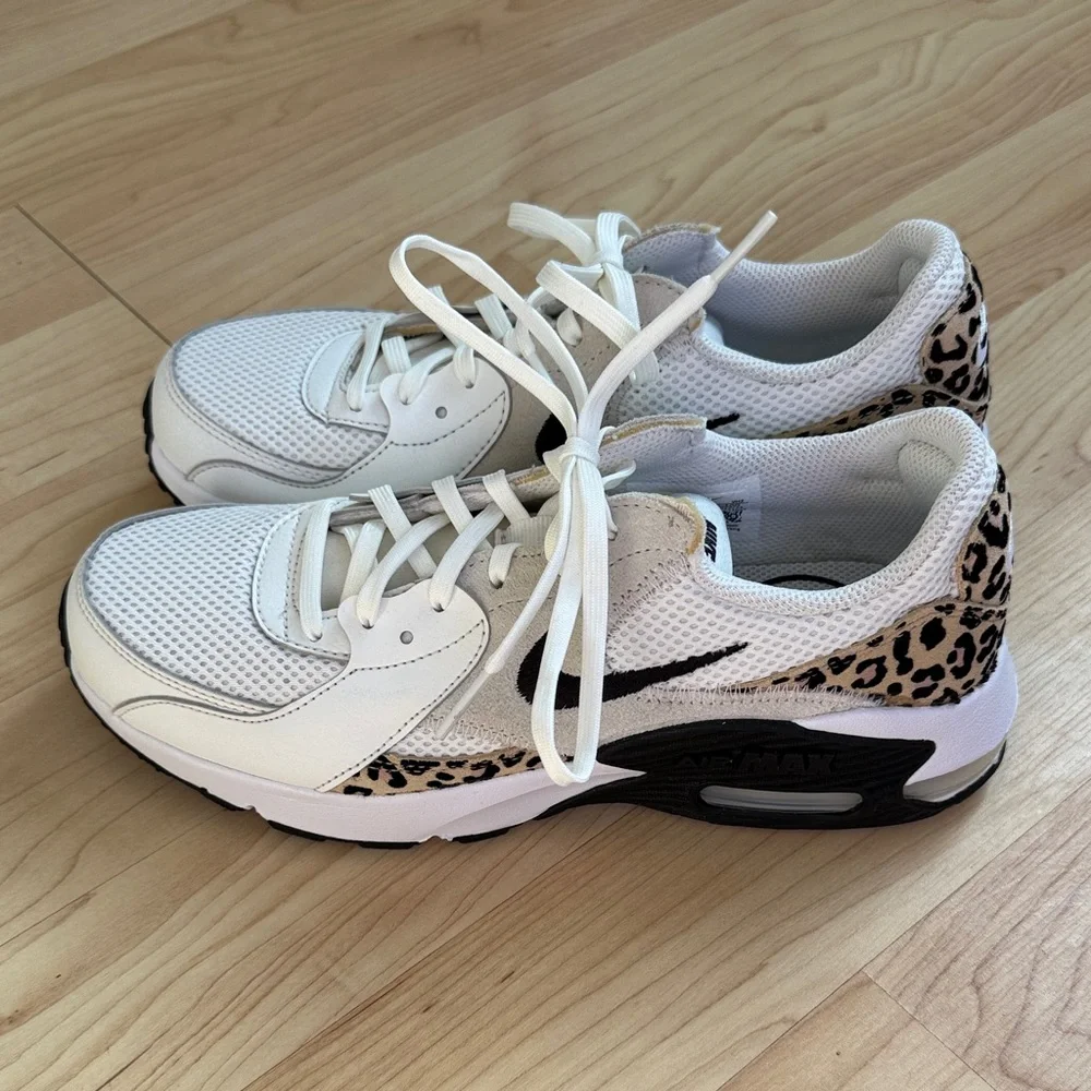 Nike Women's White and Leopard Print Sneakers - Picture 1 of 4